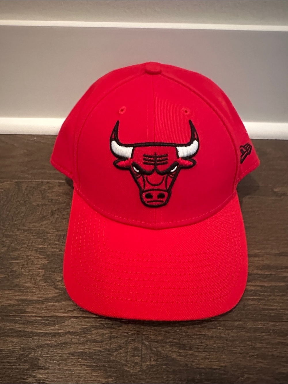 New Era Red Chicago Bulls Cap with Embroidered Logo